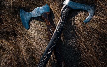 The History Of Ax (Tool) - How do people use axes during the history?