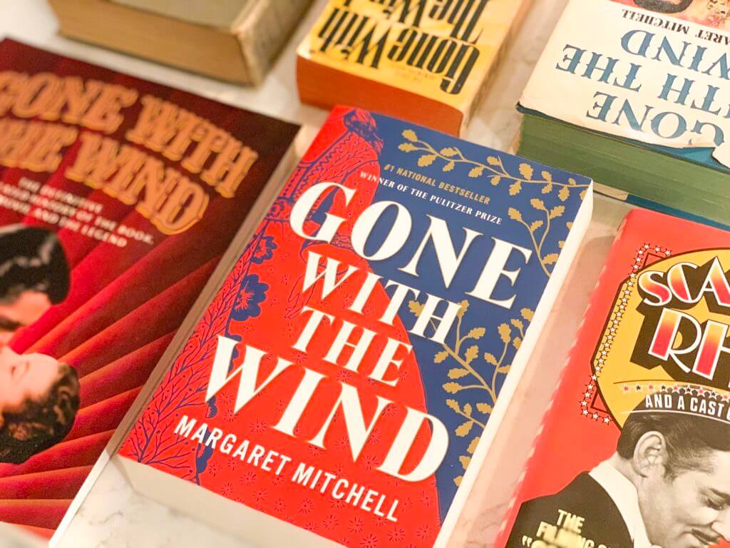 Gone With The Wind (Written by Margaret Mitchell) Short Summary