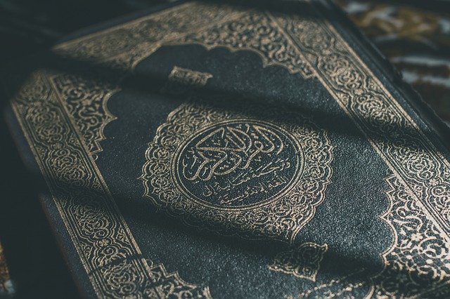 10 Characteristics Of Islam - What Kind of Religion is Islam?