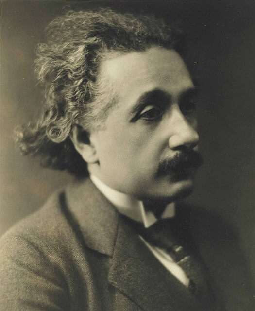 ¿Qué es la teoría de la gravitación de Einstein: principio de equivalencia? Información sobre ondas gravitacionales.