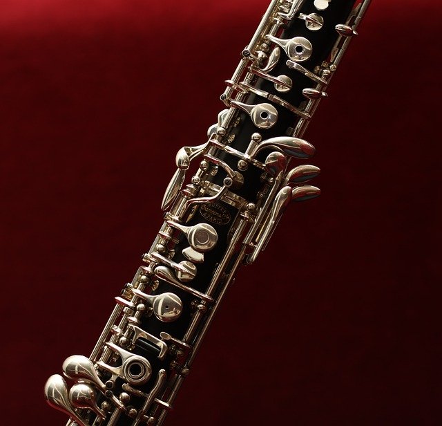 What is Oboe? Oboe Instrument Description and History
