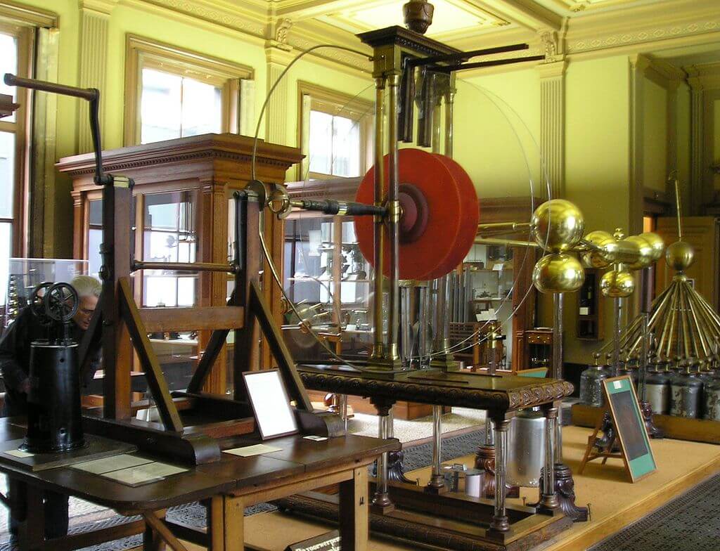 Martinus van Marum's Electrostatic generator at Teylers Museum