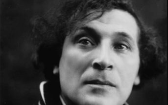 Who is Marc Chagall? Russian-French Painter Marc Chagall Life Story