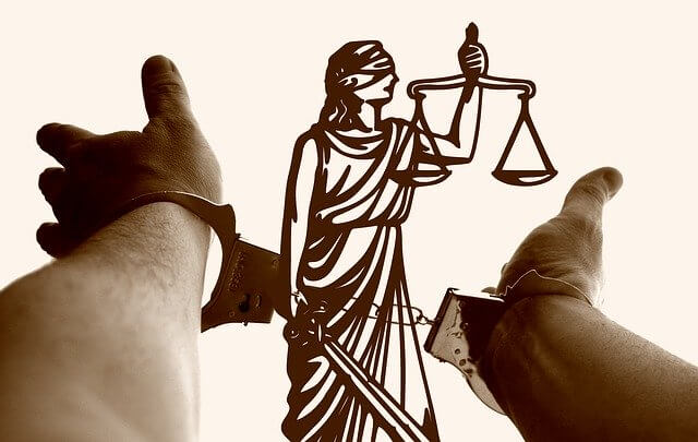 10 Characteristics Of Law - What are the features of the Law?
