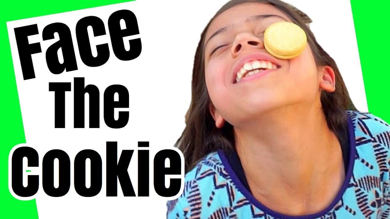 Christmas party Jokes games - "Face to the cookie"