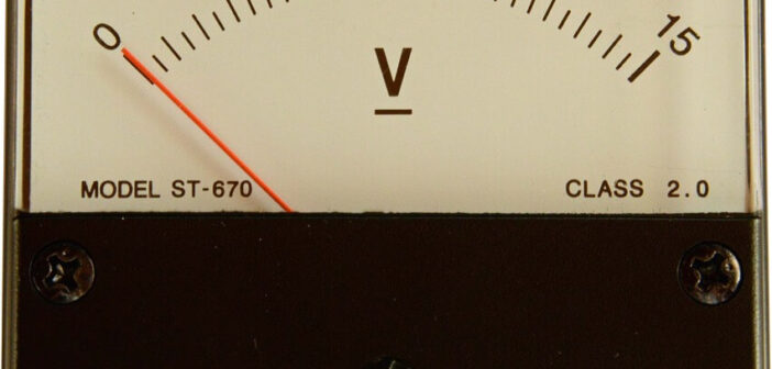 What is Voltmeter? What is its History and Working Principle? What are the Voltmeter Types?